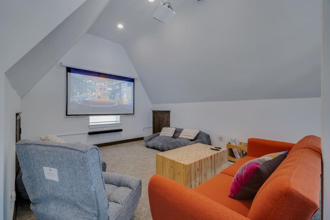 4br Poconos Retreat W Sauna, Game With Loft